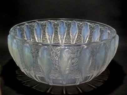 lalique decorative glass bowl