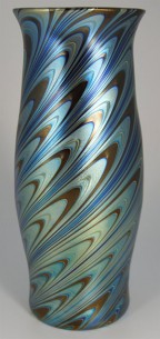 loetz combed glass vase