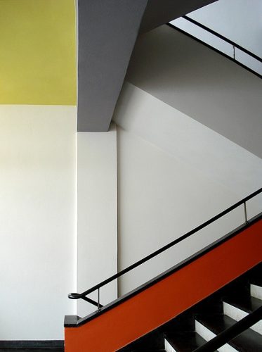 colour blocking Bauhaus style