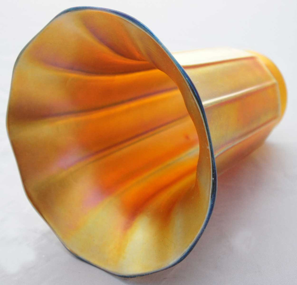 Steuben Aurene Glass Shade