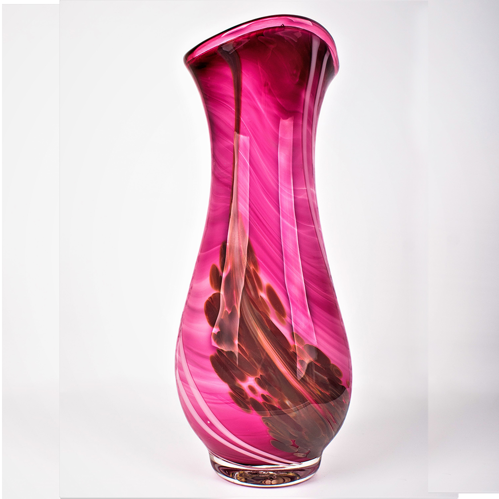 Lingvistik Hensigt afregning Pink Vase I 'Fused Gold and Pink Vase'I by Curtis Dionne I Boha Art