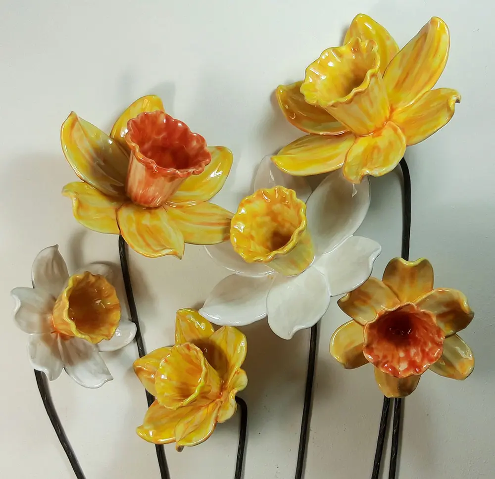 Ceramic Garden Ornaments ‘Daffodils’ by Renee Kilburn - Image 4