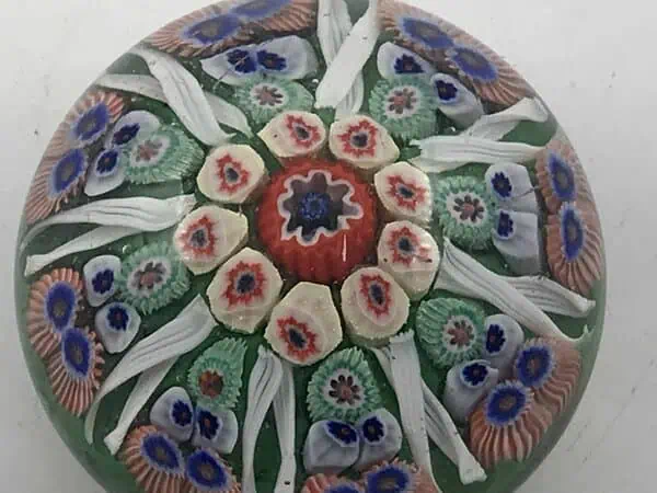 Scottish Strathearn 8-Spoke Millefiori Cartwheel Glass Paperweight