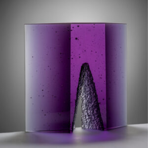 Purple Glass by Ivana Mašitová glass artist